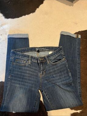 GAP Boyfriend Jeans in Medium Indigo Wash